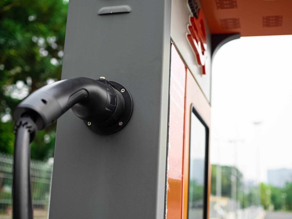 Quels sont les enjeux de la prise en charge des douleurs thoraciques non cardiaques en médecine d'urgence?